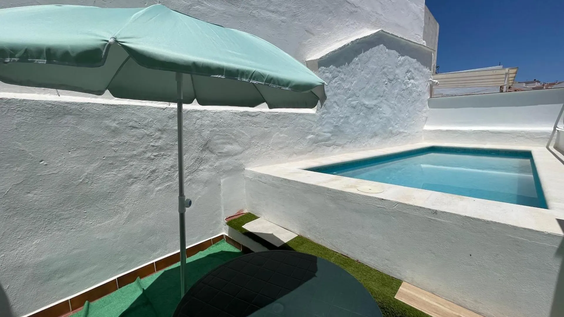 Apartamento Nuevo Con Piscina En El Centro 