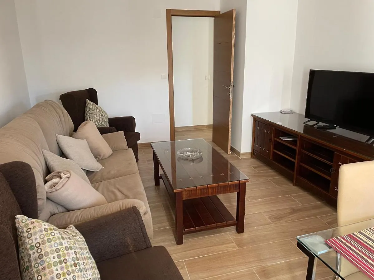 Apartamento nuevo con piscina en el centro Doña Paca Ronda
